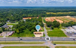 1202 N Ferdon Boulevard, Crestview, FL 32536