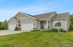 4682-4684 S Shooks Court, Hudsonville, MI 49426