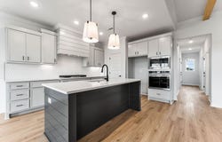702 Primitivo Avenue, Tontitown, AR 72762