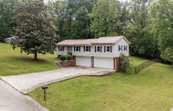 216 Cox Rd, Loudon, TN 37774
