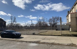 2731 McDougall, Detroit, MI 48207
