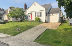 1440 Monument Road NW, Canton, OH 44703