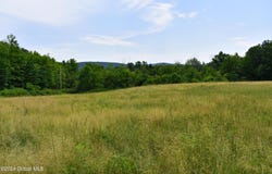 49 Hall Road, Pittstown, NY 12094