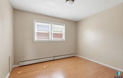 511 -517 Main St S, Lennox, SD 57039