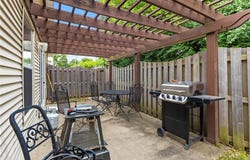 63 Meadow Run Court, St Peters, MO 63303