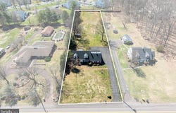 382 OAK DRIVE, HARLEYSVILLE, PA 19438