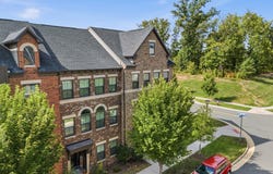 22261 PHILANTHROPIC Drive, ASHBURN, VA 20148