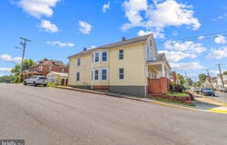 329 N HIGH STREET, MARTINSBURG, WV 25404