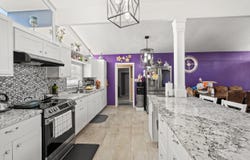 284 E Main Street, Eagle Point, OR 97524