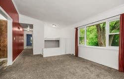 6534 NW Hamer Drive, Kansas City, MO 64118