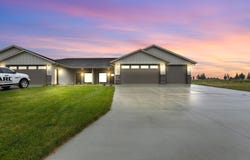 505 Mill Pond Rd, Rock Rapids, IA 51246