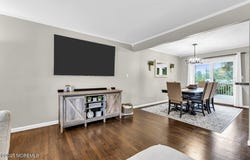 9 Warren Drive, Matawan, NJ 07747