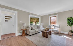 924 E 214th Street, Euclid, OH 44119