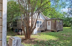 408 S HARRISON Street, McGregor, TX 76657