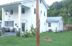 1162 Auxier Avenue, Paintsville, KY 41240