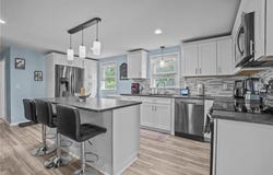 121 Ingersoll Avenue, Warwick, RI 02886