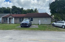 3956 NW 182nd Ln, Miami Gardens, FL 33055