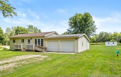 6118 N Hawley Highway, Belding, MI 48809