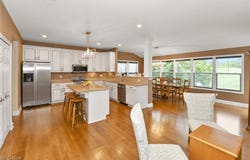 126 Turnberry Crossing, Broadview Heights, OH 44147