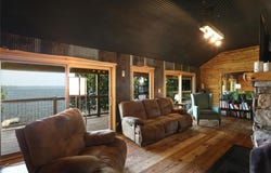 8921 Palm Road, Britt, MN 55710