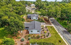 123 N CLAYTON STREET, MOUNT DORA, FL 32757