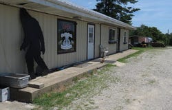 976 W US Highway 50, Versailles, IN 47042
