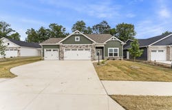 8267 Caverango Boulevard, Fort Wayne, IN 46815