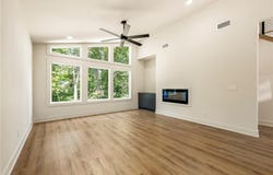 9 Castlebay  LN, Bella Vista, AR 72715