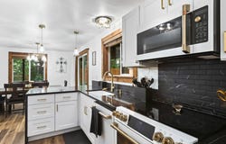 54934 E KIRKWOOD DR, Sandy, OR 97055