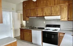 24 Somerset, Worcester, MA 01609