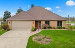 6304 BAYCHESTER Drive, Fort Wayne, IN 46815