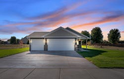 301 Gateway Parkway, Osceola, WI 54020