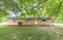 928 Nieders Lane, Quincy, IL 62305
