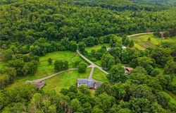 178 Cole Road, New Castle, PA 16101