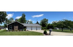 118  Iris Lane, Carmi, IL 62821
