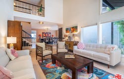 2870 Angelo Dr, Los Angeles, CA 90077