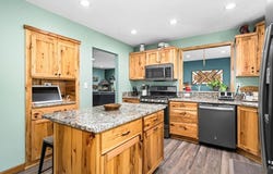 1406 W Taylor Ave, Cloquet, MN 55720