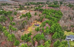 30 Cross St, Douglas, MA 01516