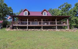 15785 Commander Drive, Dixon, MO 65459