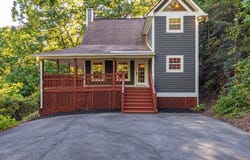 2104 Pooh Corner, Hiawassee, GA 30546