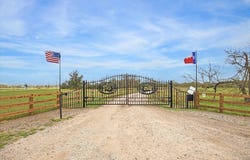 2224 Maler Road, Sealy, TX 77474