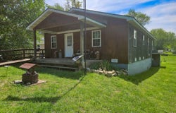 119 E James Street, Mountain View, MO 65548