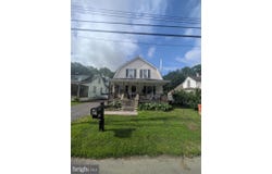 32 JACOBSTOWN ROAD, NEW EGYPT, NJ 08533