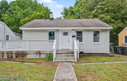 6 Capps Qtrs, Hampton, VA 23669