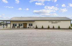 1824 Mt Carmel Road, Flemingsburg, KY 41041