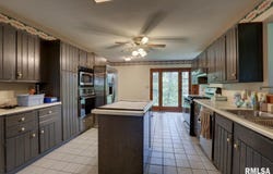 1081 E 1453rd Lane, Quincy, IL 62305