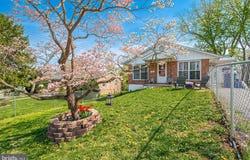 122 W 9TH STREET, FRONT ROYAL, VA 22630