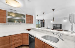 2000 Towerside Ter, Miami, FL 33138