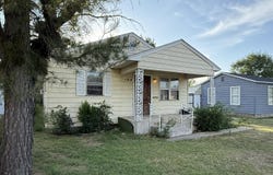 1108 S Dwight St, Pampa, TX 79065
