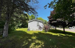 23136 Dogwood, Dollar Bay, MI 49922